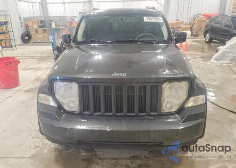 2010 Jeep Liberty Sport из США, поврежденный, VIN 1J4PN2GK0AW147771